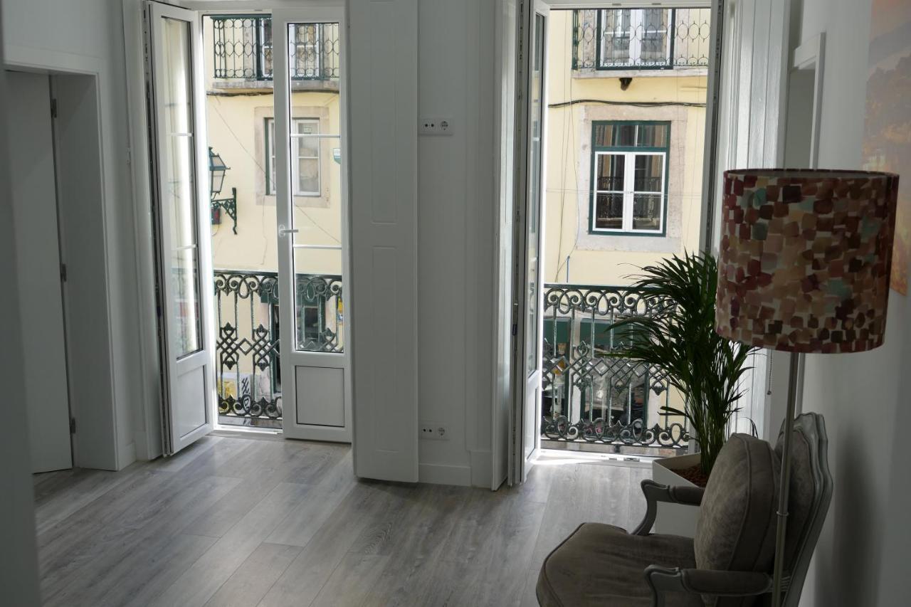 Good Night Guesthouse Lis Lisbona Esterno foto