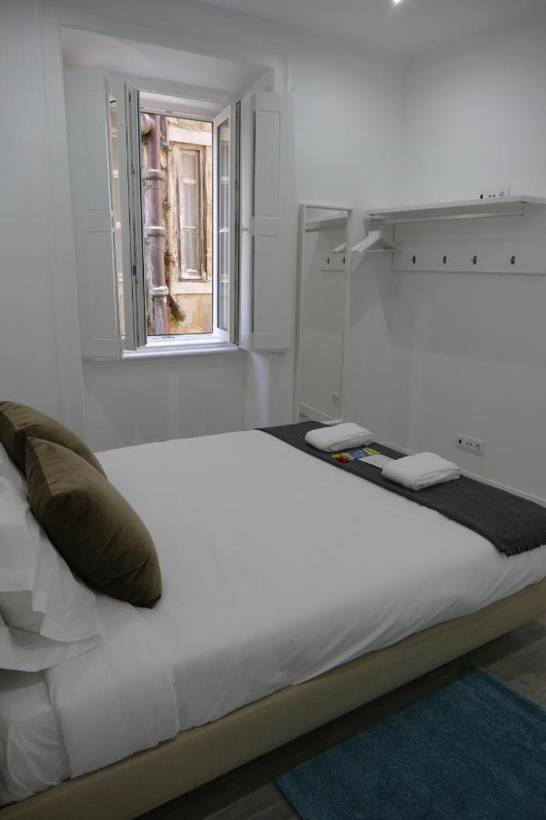 Good Night Guesthouse Lis Lisbona Esterno foto
